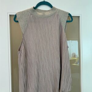 Zara Gray Textured Sleeveless Blouse